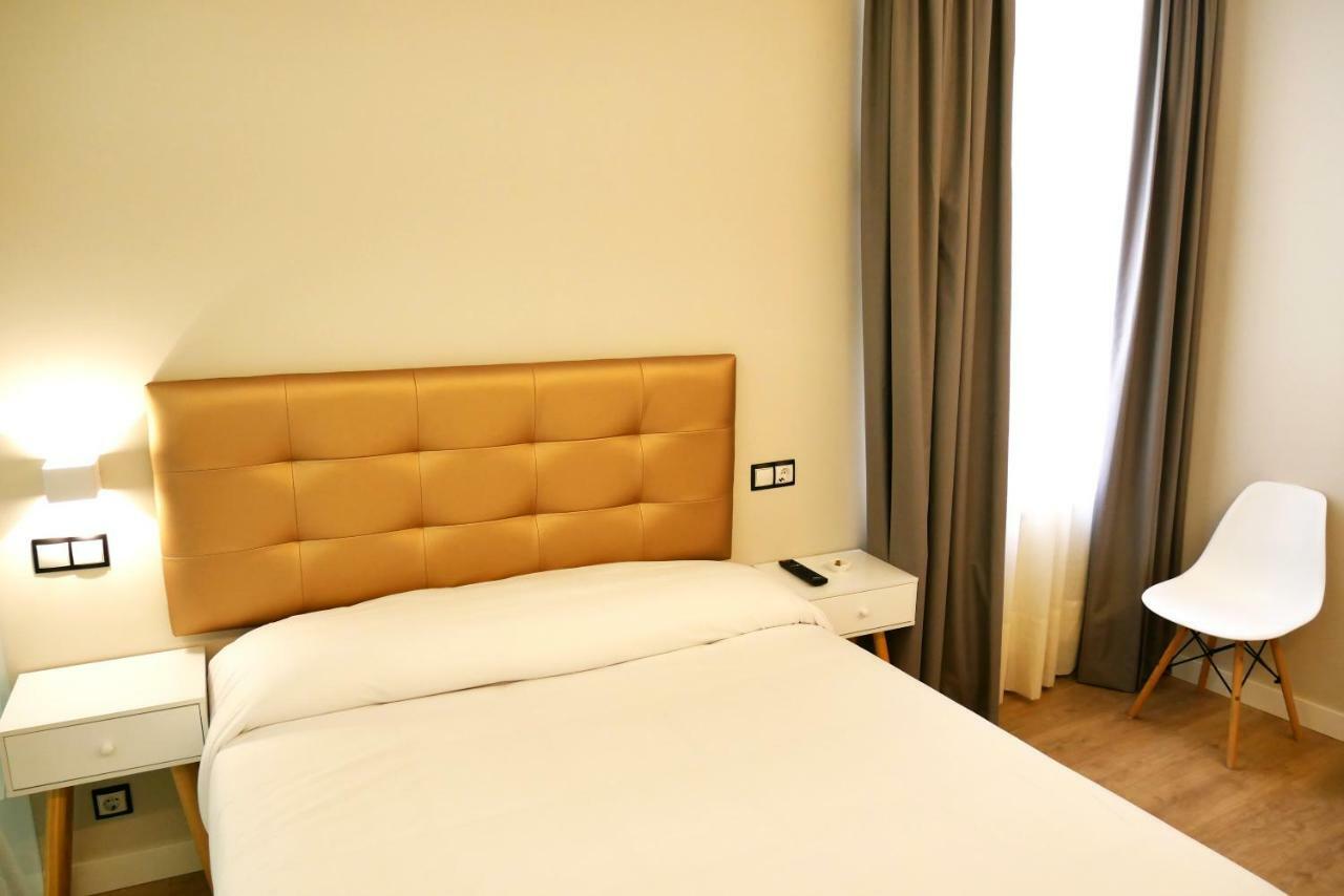 Art Burgos Hotell Eksteriør bilde